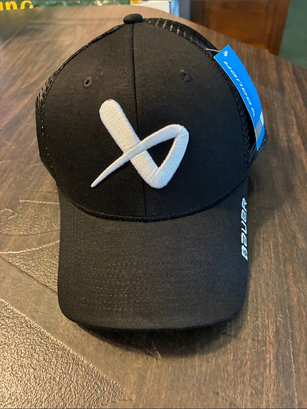 New Men’s Black Bauer Core Cap with White Logo